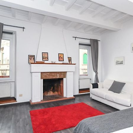 Gorgeous Trastevere Loft On The River روما المظهر الخارجي الصورة