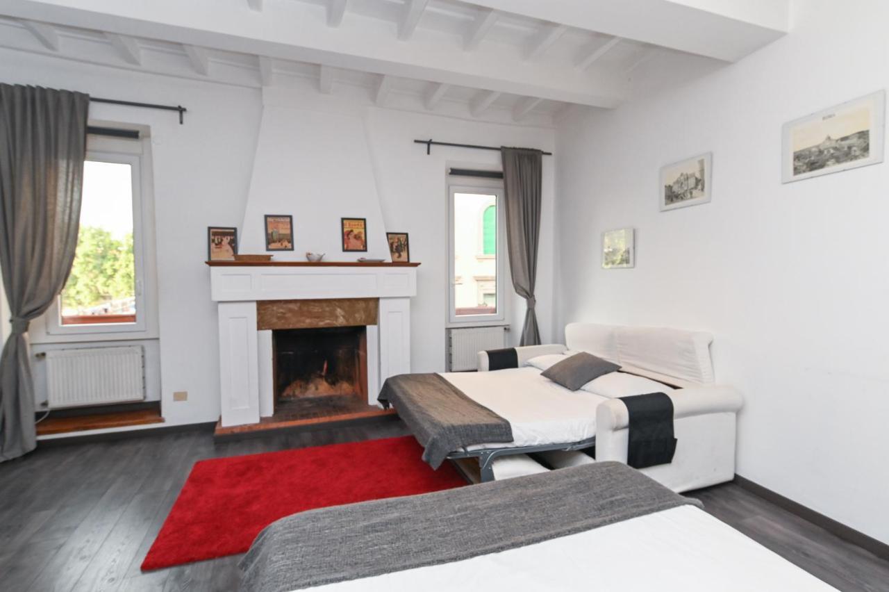 Gorgeous Trastevere Loft On The River روما المظهر الخارجي الصورة