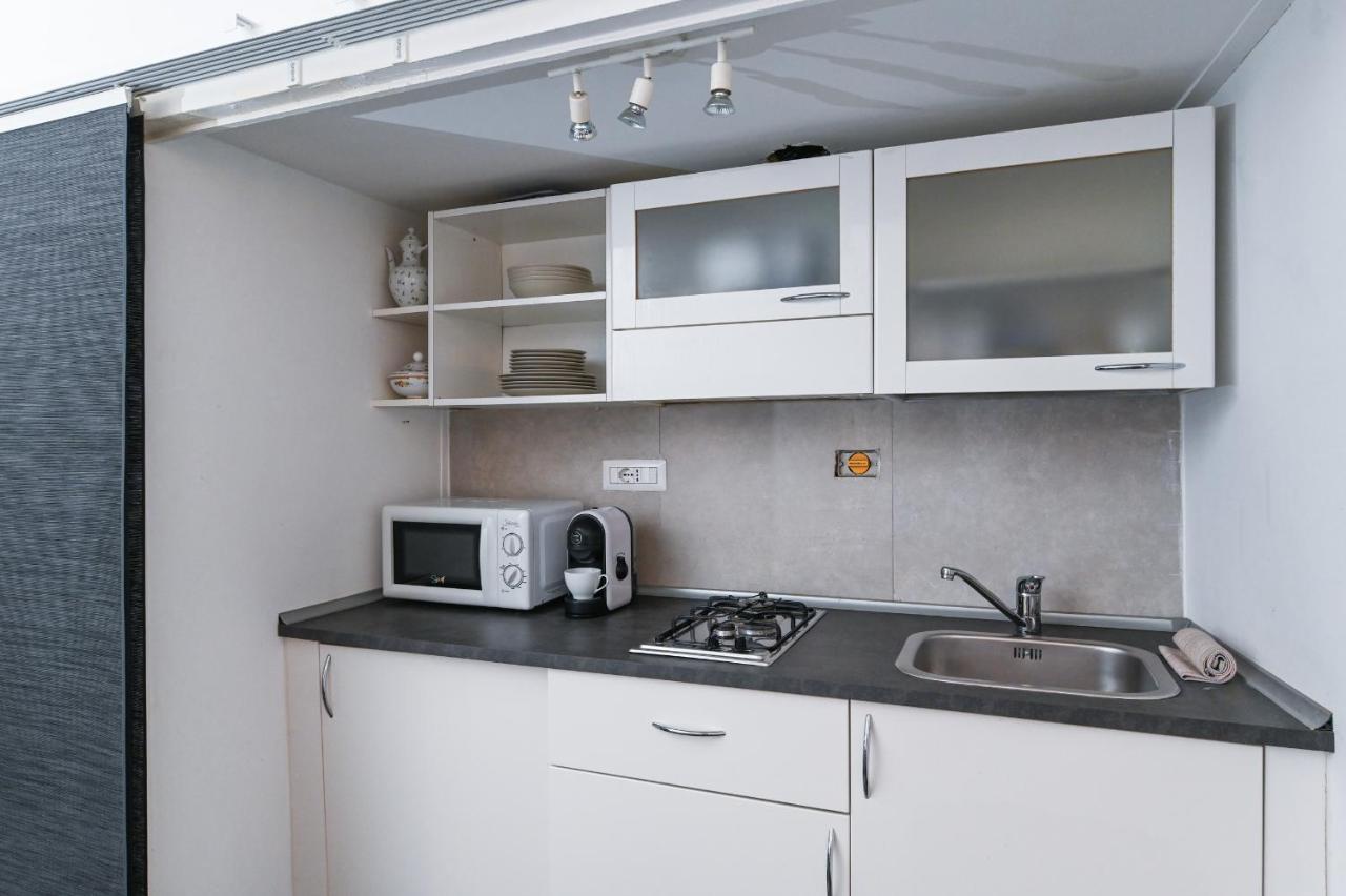 Gorgeous Trastevere Loft On The River روما المظهر الخارجي الصورة