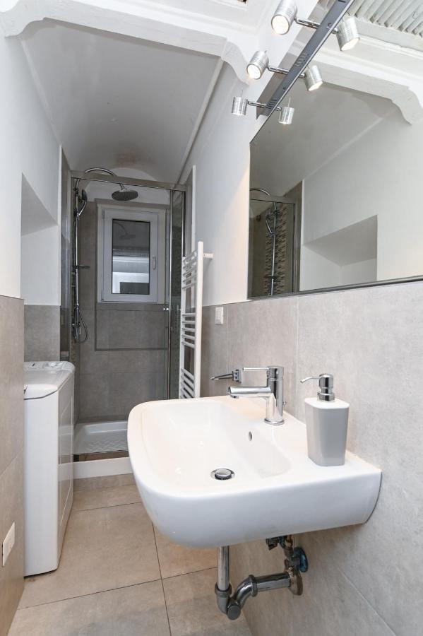 Gorgeous Trastevere Loft On The River روما المظهر الخارجي الصورة